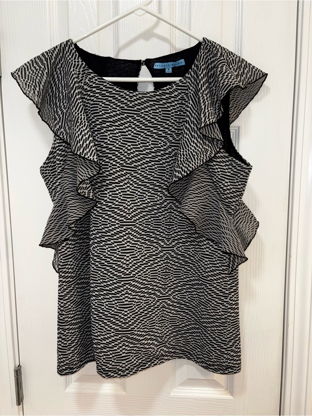 ANTONIO MELANI Black and White Textured Knit Top